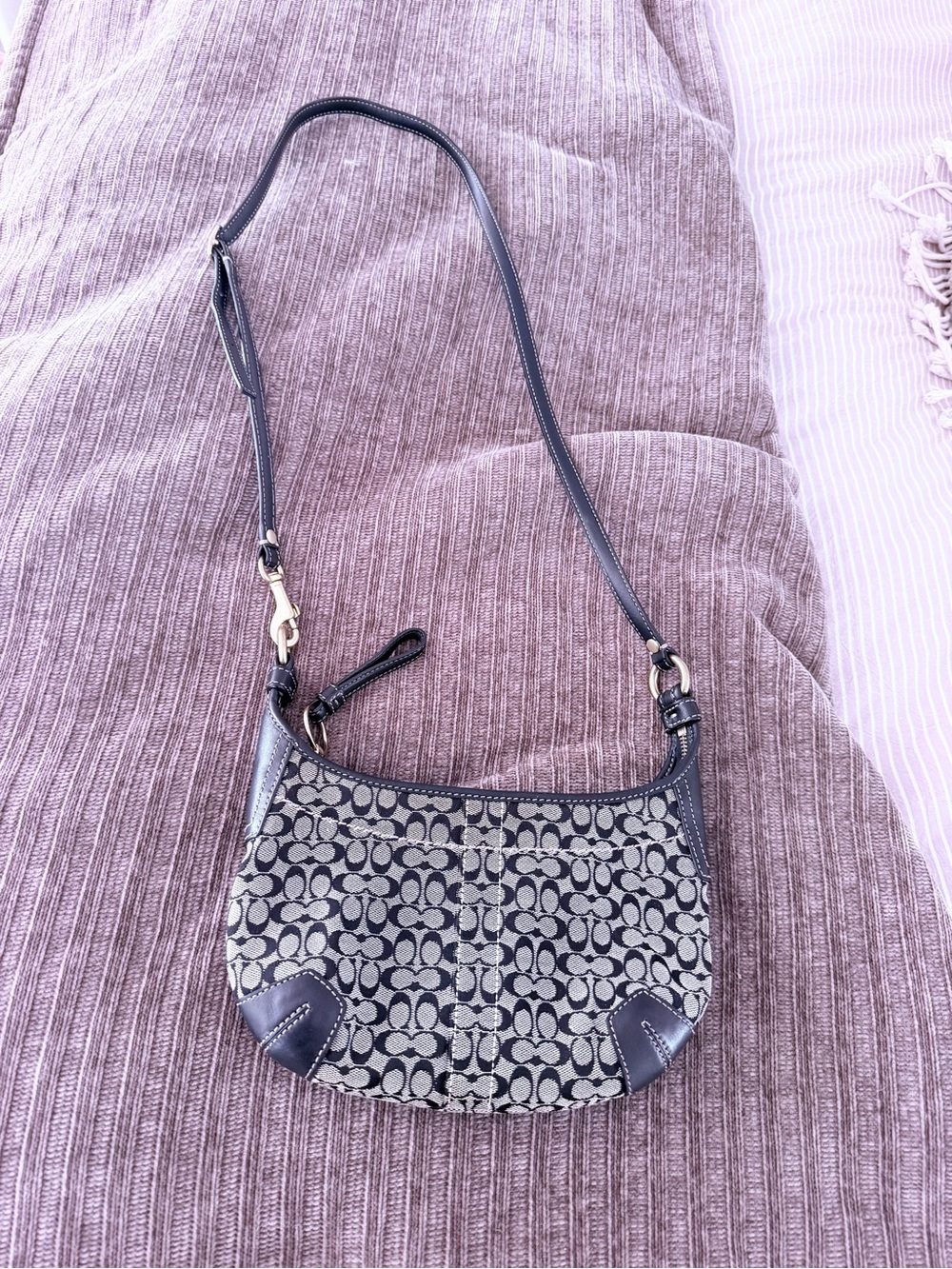 Coach vintage crossbody bag black and grey
